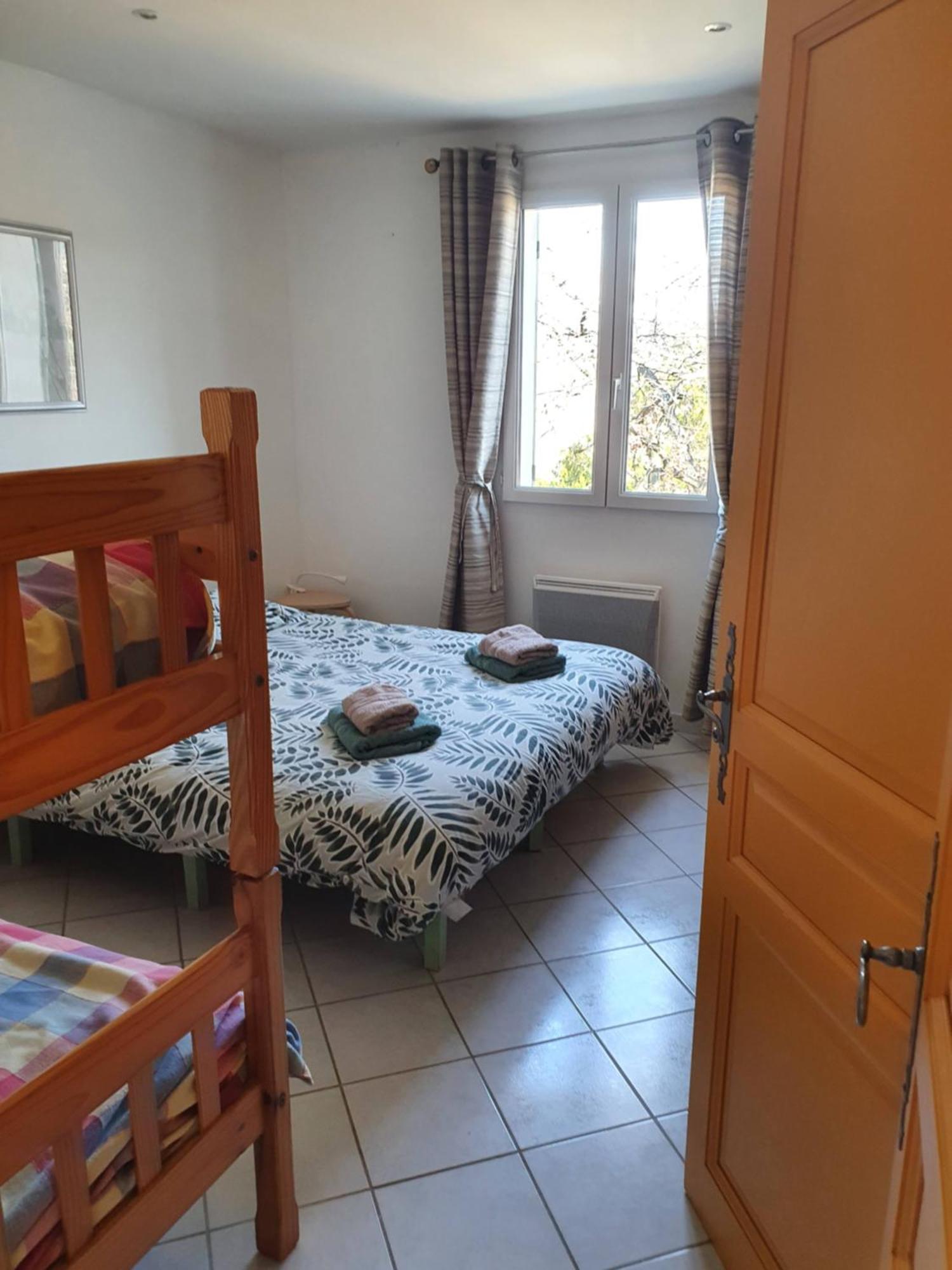 Villa Le Soleil Du Ventoux Entrechaux Esterno foto